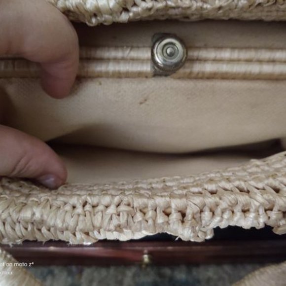 Dayne Taylor Vitage Clasp Straw Purse - Picture 3 of 6